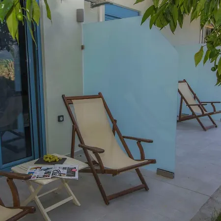 Bed & Breakfast Aκrotiriresort 3*