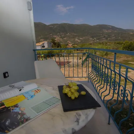 Bed & Breakfast Aκrotiriresort