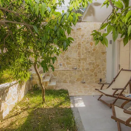 Aκrotiriresort B&B 3*
