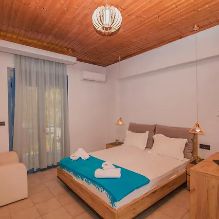Aκrotiriresort Bed & Breakfast