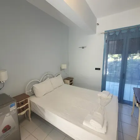 Aκrotiriresort Bed & Breakfast