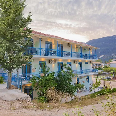 Bed & Breakfast Aκrotiriresort
